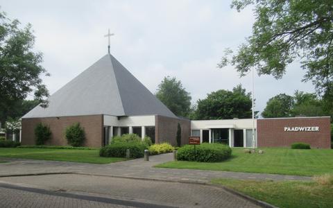 De Paadwizer opende de deuren op 28 oktober 1982. Drie dagen later al was er de eerste kerkdienst. Foto Lourens Bijlsma