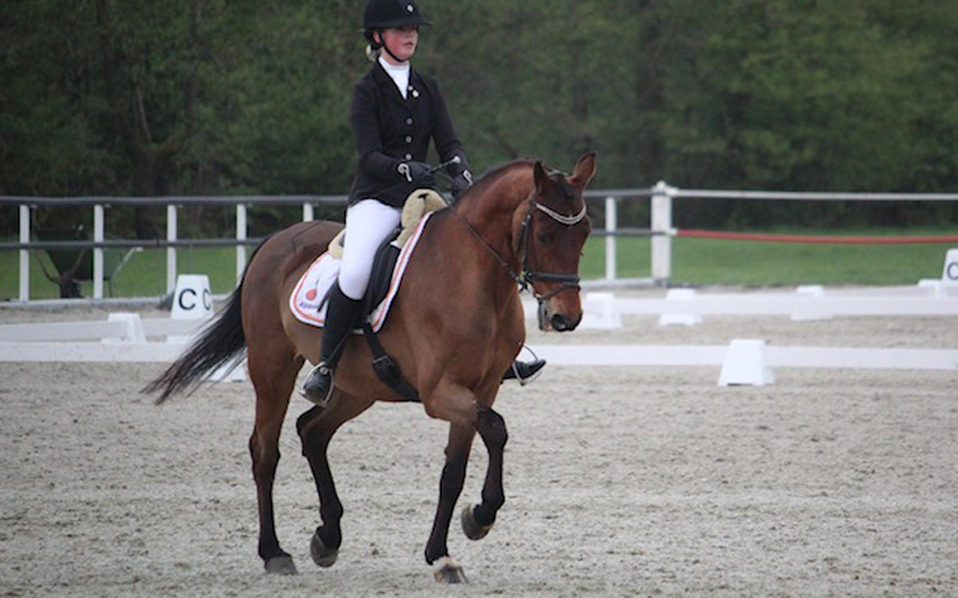 Emma Altena met haar paard Zoef. Eigen foto